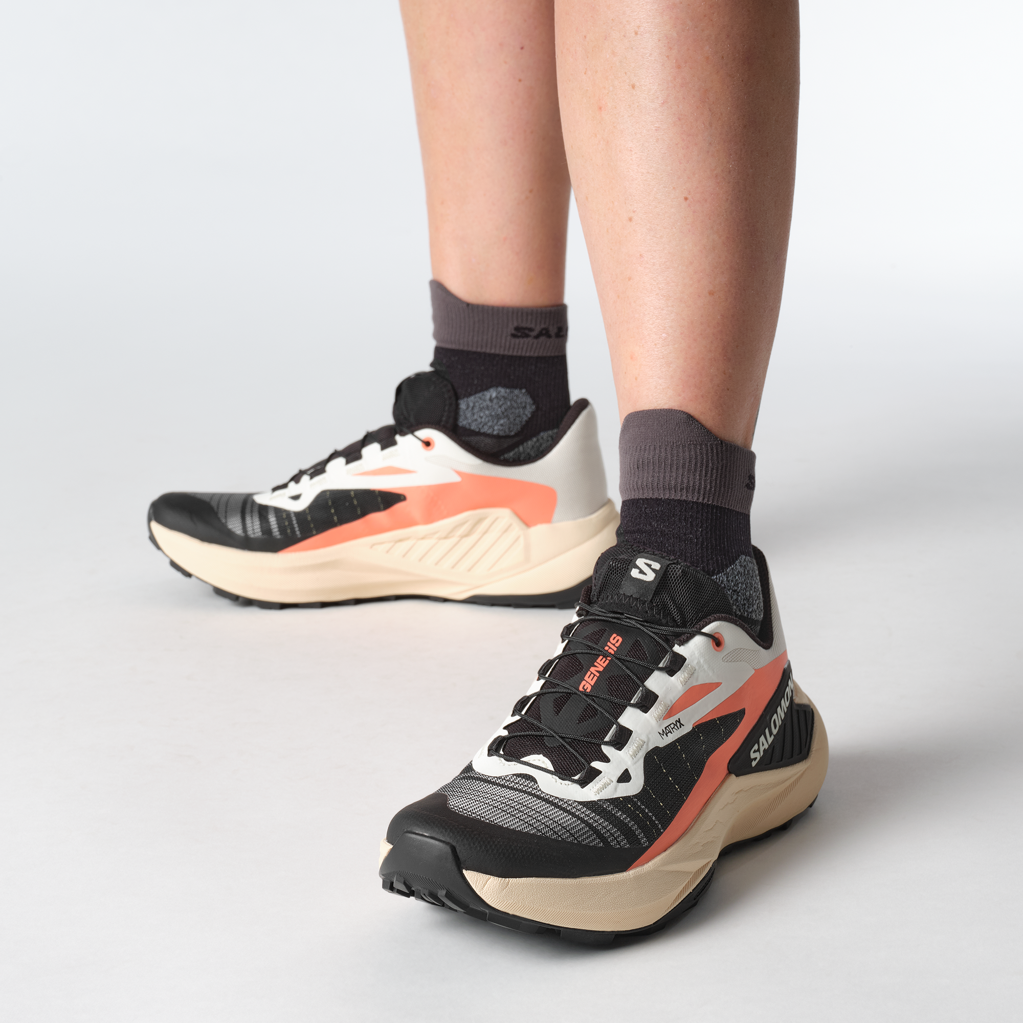 #color_FUSION CORAL/TENDER PEACH/BLACK