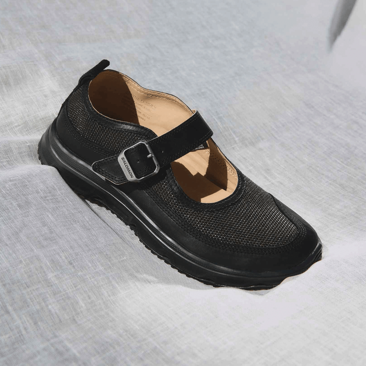 #Color_BLACK/EARTH BROWN/VANILLA ICE