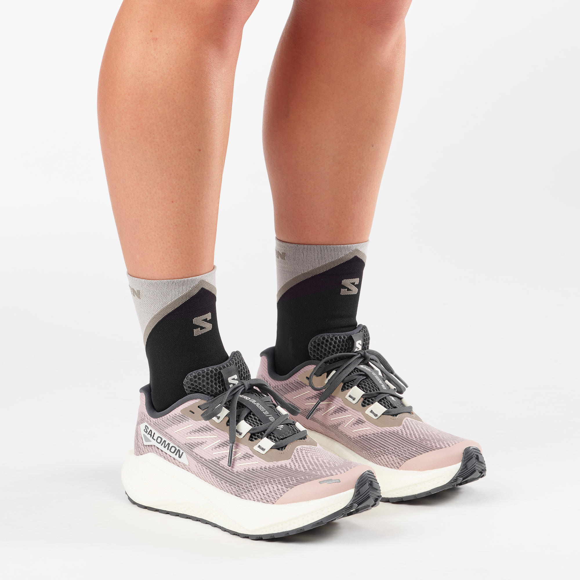 #Color_SHADOW GRAY/VANILLA ICE/NINE IRON