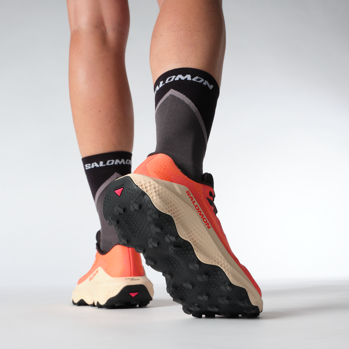 #color_FUSION CORAL/TENDER PEACH/BLACK
